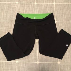 Lululemon Wunder Under Crop